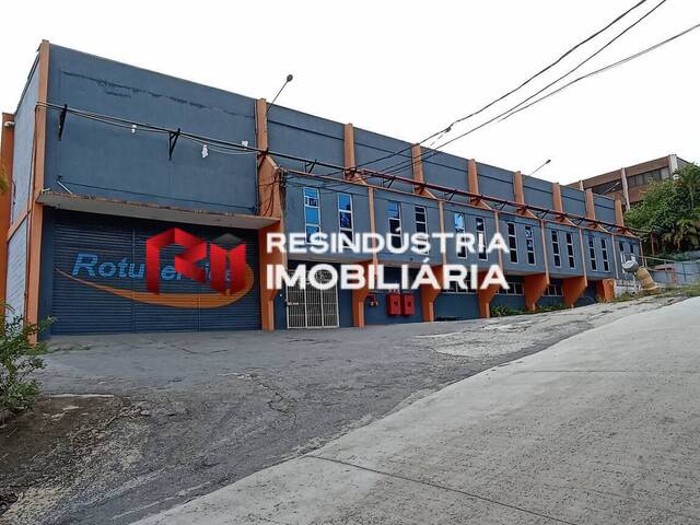 Galpão para Locação em Jandira - 2