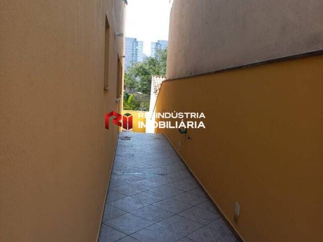 Sobrado para Locação em Barueri - 4