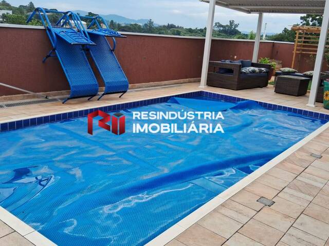 Casa para Venda em Santana de Parnaíba - 5