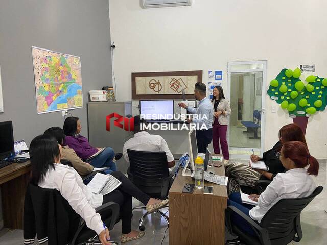 Prédio comercial para Locação em Jandira - 4