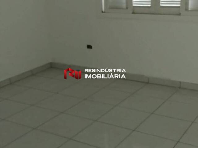 #2460 - Casa para Locação em Barueri - SP - 2