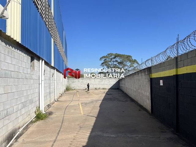 Galpão para Venda em Santana de Parnaíba - 4