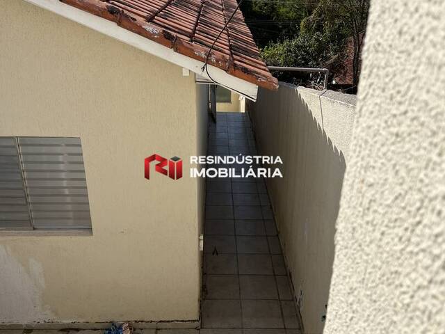 Casa para Venda em Santana de Parnaíba - 4
