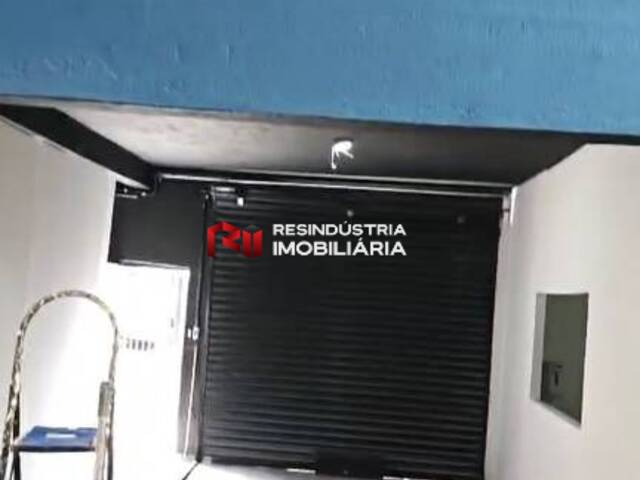 Galpão para Locação em Jandira - 4