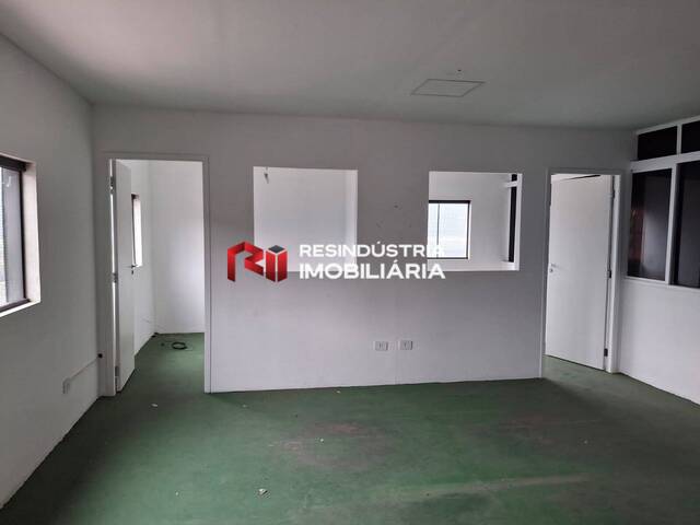 Galpão para Locação em Jandira - 5