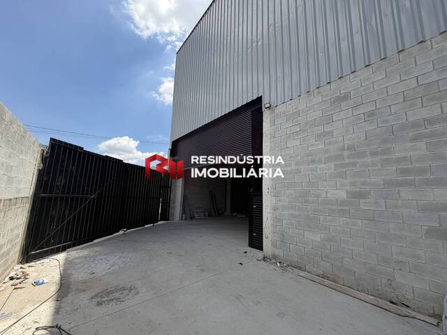 Locação em Jardim Itaquiti - Barueri