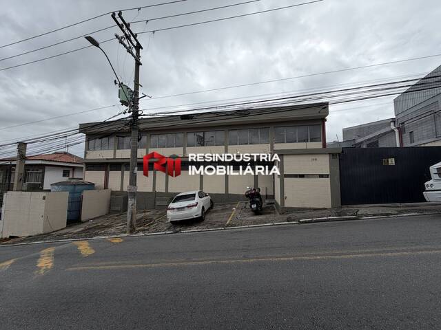 Locação em Vila Universal - Barueri