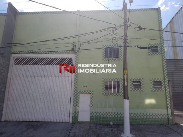 Locação em Fazendinha - Santana de Parnaíba