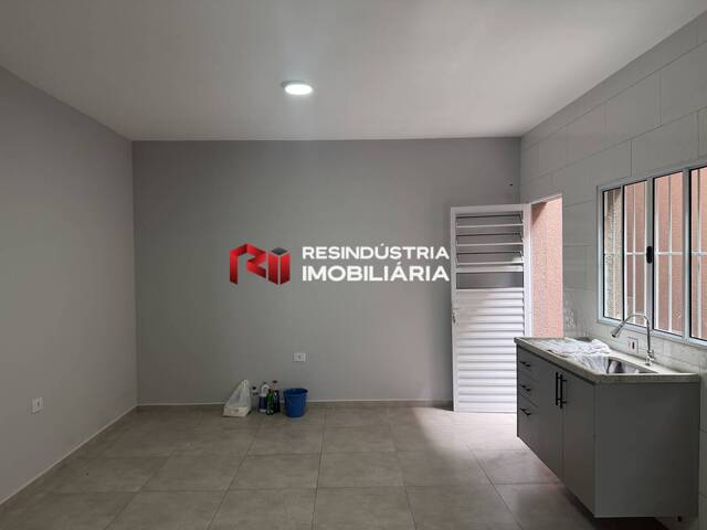 #2668 - Casa para Locação em Barueri - SP - 1