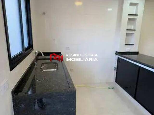 Apartamento para Locação em Barueri - 2