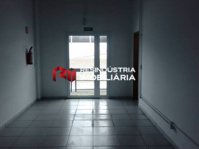 Galpão para Locação em Santana de Parnaíba - 4