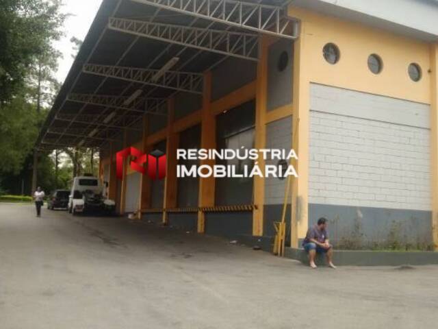 Galpão para Locação em Jandira - 2