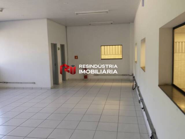 Galpão para Locação em Osasco - 4