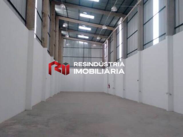 Galpão para Locação em Osasco - 4