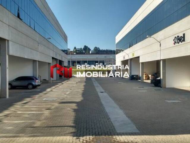 Galpão para Locação em Jandira - 4