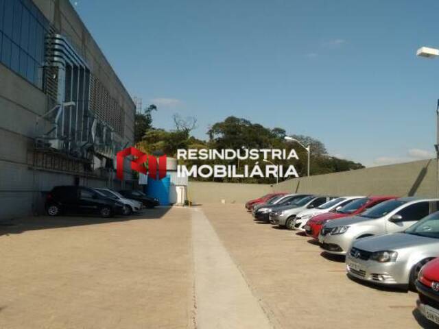 Galpão para Locação em Jandira - 5