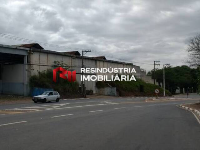 Galpão para Locação em Santana de Parnaíba - 2