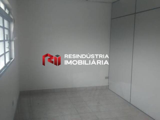 Galpão para Locação em Jandira - 5