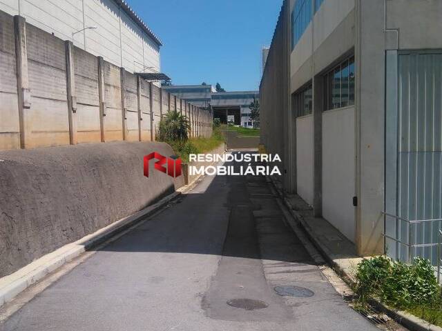 Galpão para Venda em Santana de Parnaíba - 3