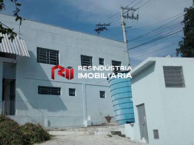 Galpão para Locação em Jandira - 2