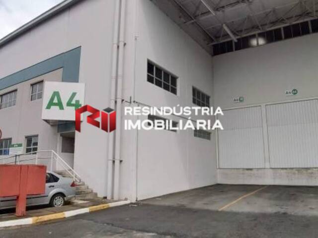 Galpão para Locação em Jandira - 4