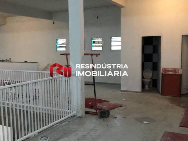 Salão Comercial para Locação em Barueri - 4