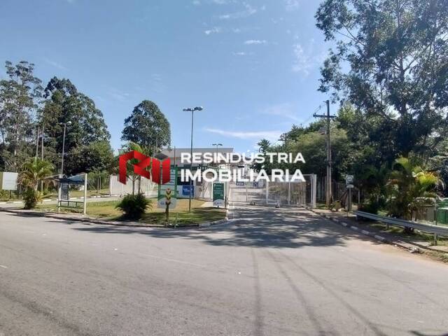 Galpão para Locação em Jandira - 2