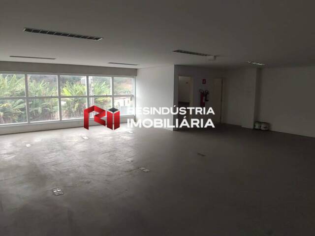 Galpão para Locação em Osasco - 5