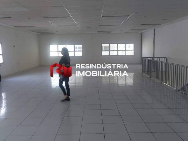 Galpão para Locação em Jandira - 4