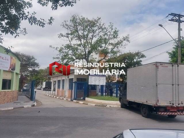 Galpão para Locação em Jandira - 2