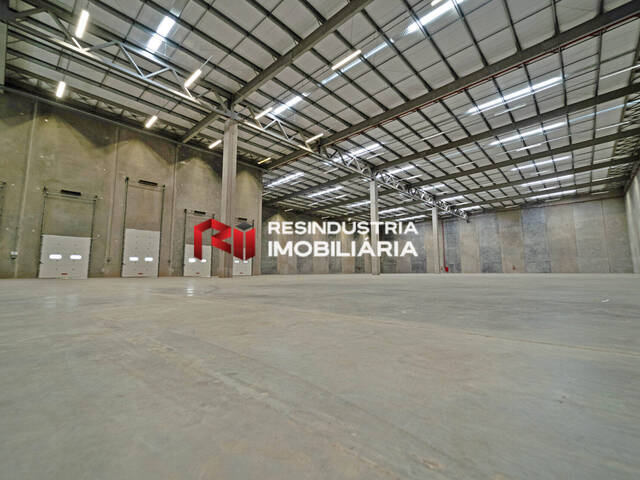 Galpão para Locação em Jandira - 3