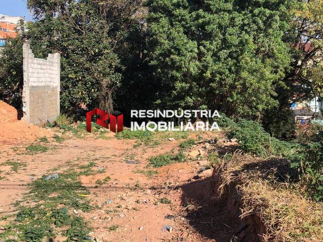 #924 - Terreno para Venda em Santana de Parnaíba - SP - 2