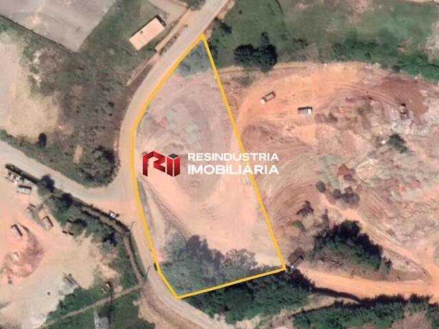 Terreno para Venda em Santana de Parnaíba - 4