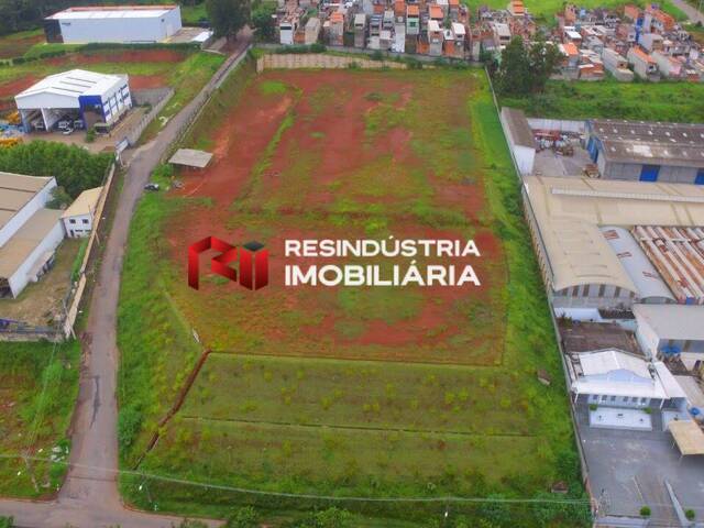Venda em Chácara Maria Trindade - São Paulo