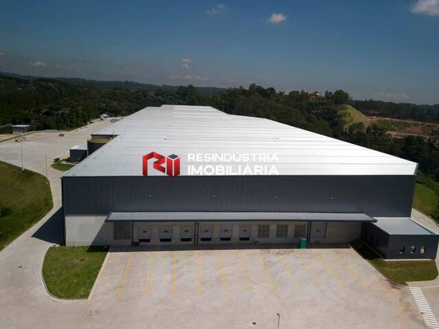 Locação em Maria Imaculada - Embu das Artes