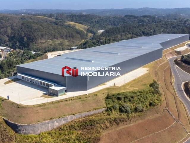 Locação em Maria Imaculada - Embu das Artes