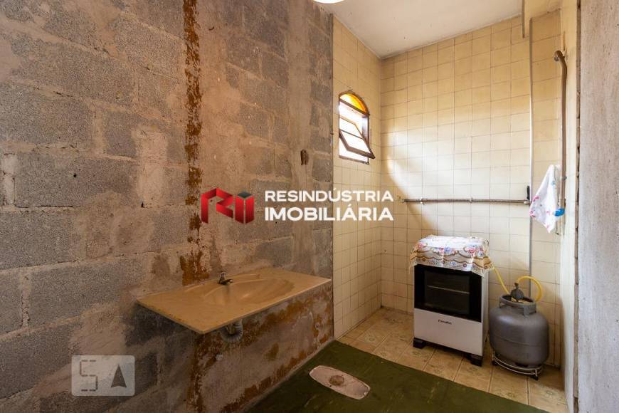 Sobrado à venda e aluguel com 2 quartos, 210m² - Foto 27