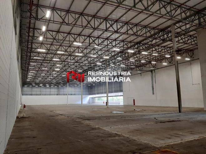 Galpão de 4.500 m² para Locação e Venda em Itapevi - SP.