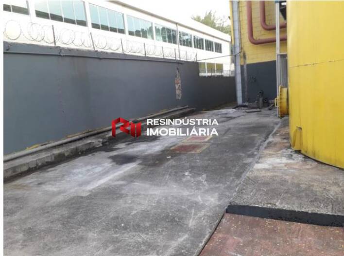 Galpão de 4.500 m² para Locação e Venda em Itapevi - SP.