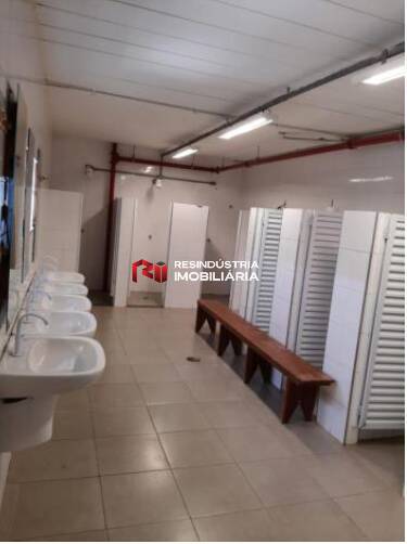 Galpão de 4.500 m² para Locação e Venda em Itapevi - SP.