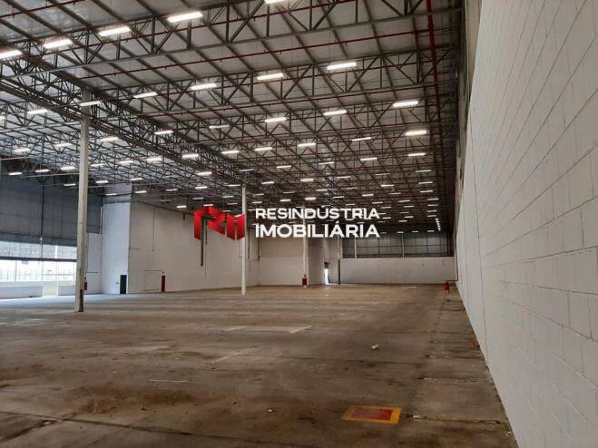Galpão de 4.500 m² para Locação e Venda em Itapevi - SP.