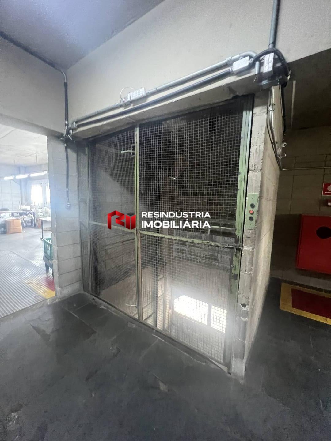 Depósito-Galpão, 1828 m² - Foto 31