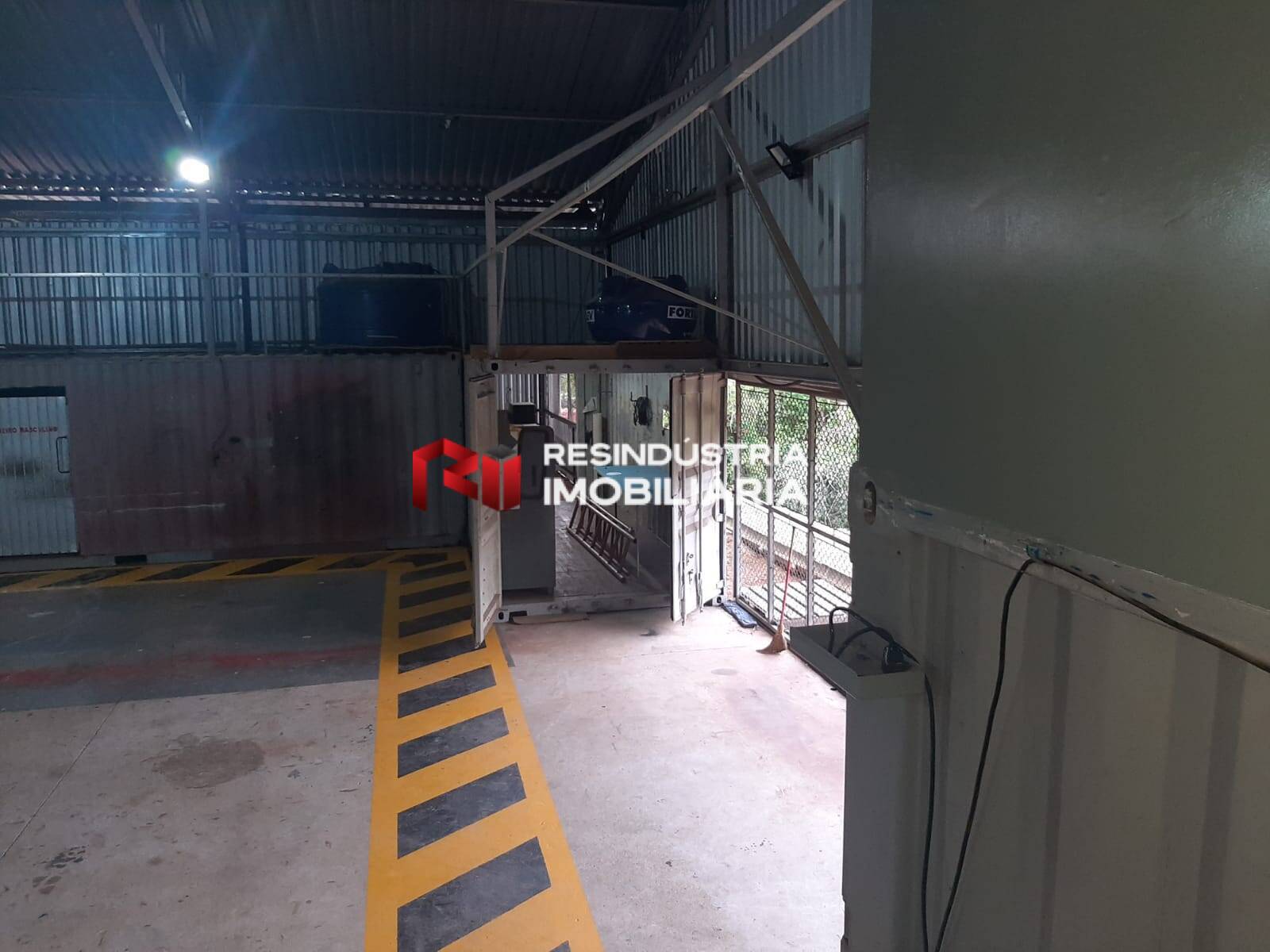 Depósito-Galpão, 1300 m² - Foto 8