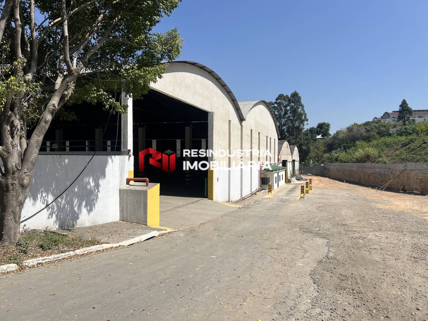 Depósito-Galpão, 4200 m² - Foto 2