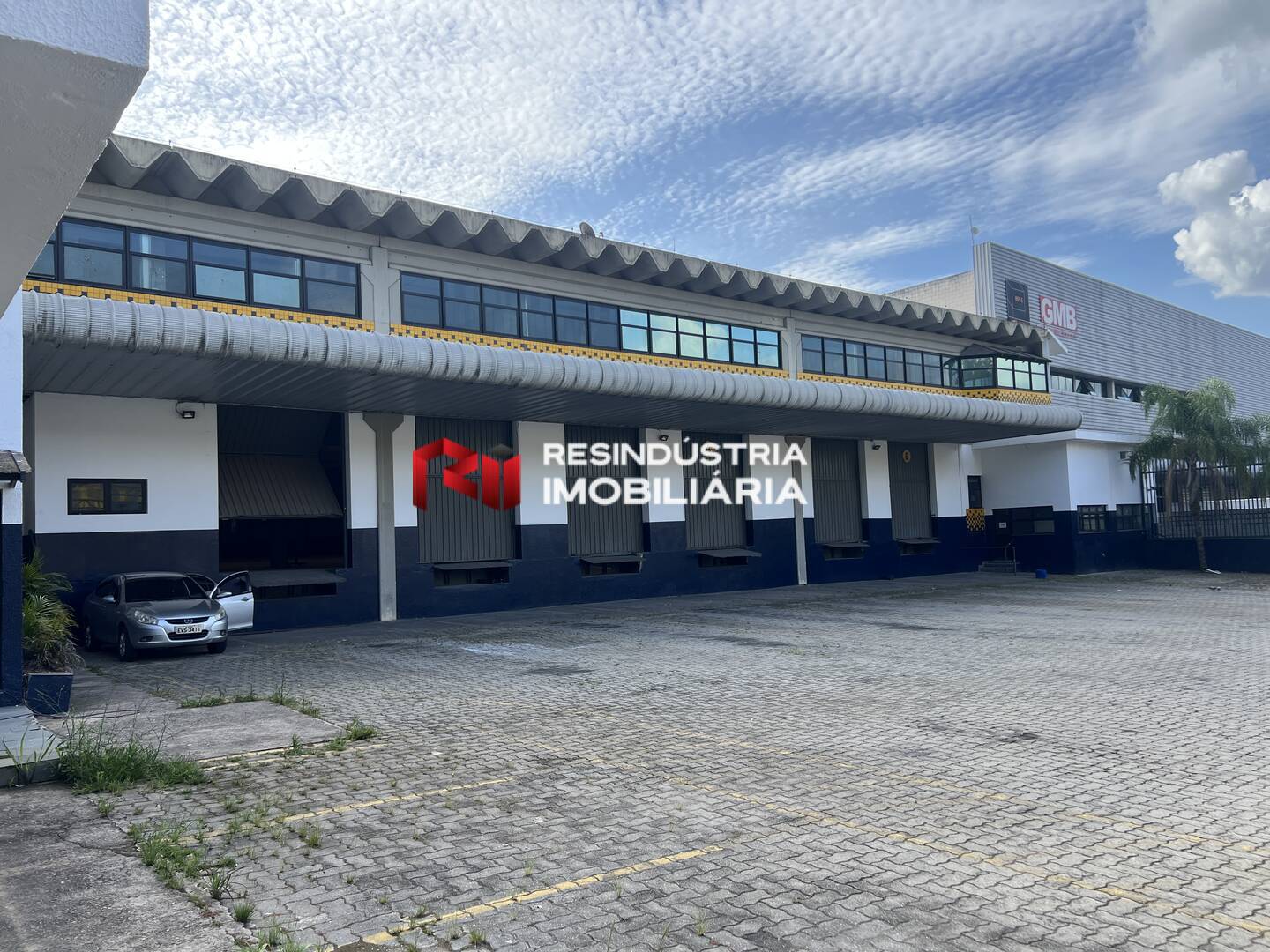 Galpão de 5.800 m² Locação em Itapevi - SP .