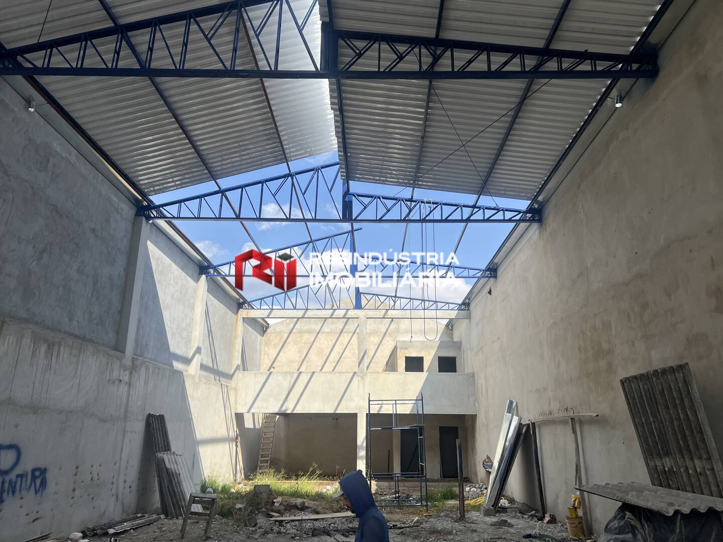Galpão de 350 m² Locação em Osasco - SP .