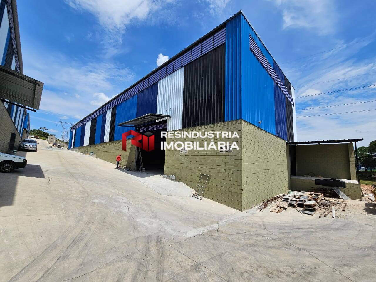 Galpão 750 m² Locação Condomínio Fechado Santana de Parnaíba, SP.