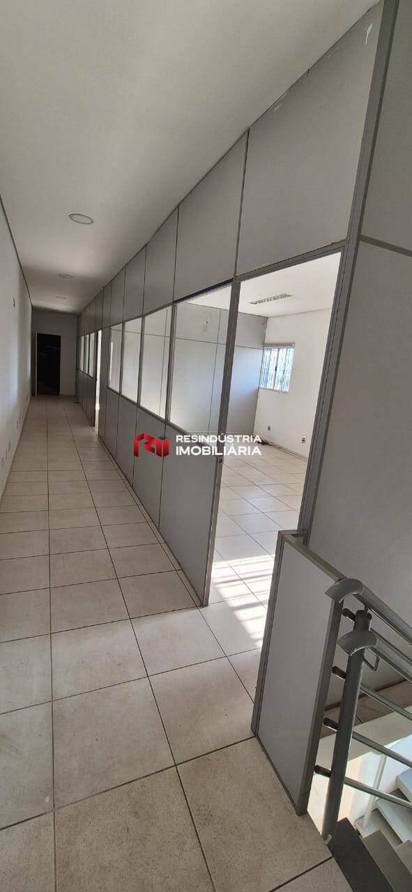 Depósito-Galpão-Armazém para alugar, 1642m² - Foto 18
