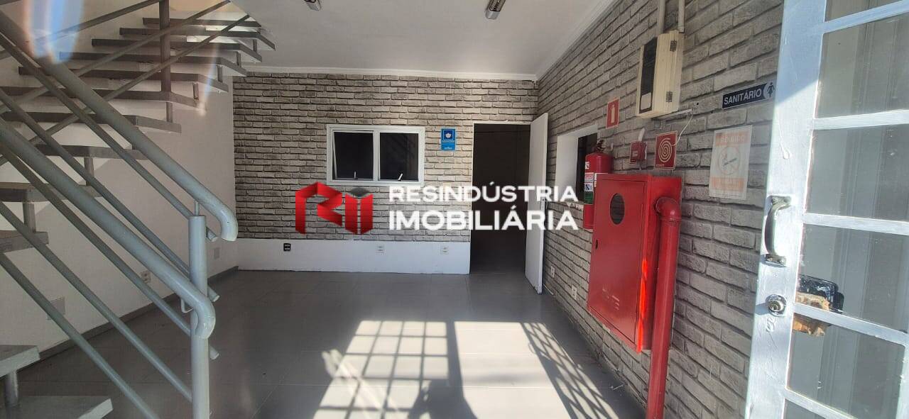 Depósito-Galpão-Armazém para alugar, 1642m² - Foto 24