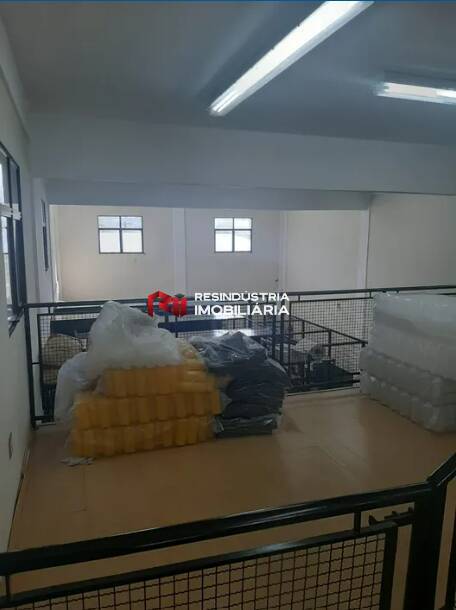 Depósito-Galpão-Armazém à venda e aluguel, 370m² - Foto 4